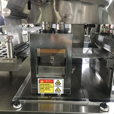 Matériau d'emballage en PVC, remplissage en suspension de haute précision, adapté à divers besoins d'emballage alimentaire et à une meilleure protection des produits